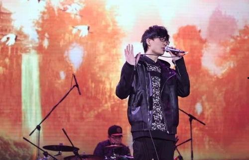 许嵩的天使创作背景,爱与救赎的旋律之旅 第3张 许嵩的天使创作背景,爱与救赎的旋律之旅 第3张